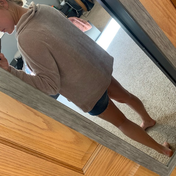 Women’s Cowl-neck Sweatshirt- size M - Picture 2 of 5